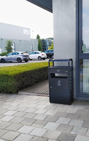 Théo Conteneur extérieur avec cendrier 43 L / 5,9 L