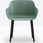 Fauteuil Babila XL pieds bois 2754 Pedrali, coque vert sauge, pieds frêne noir