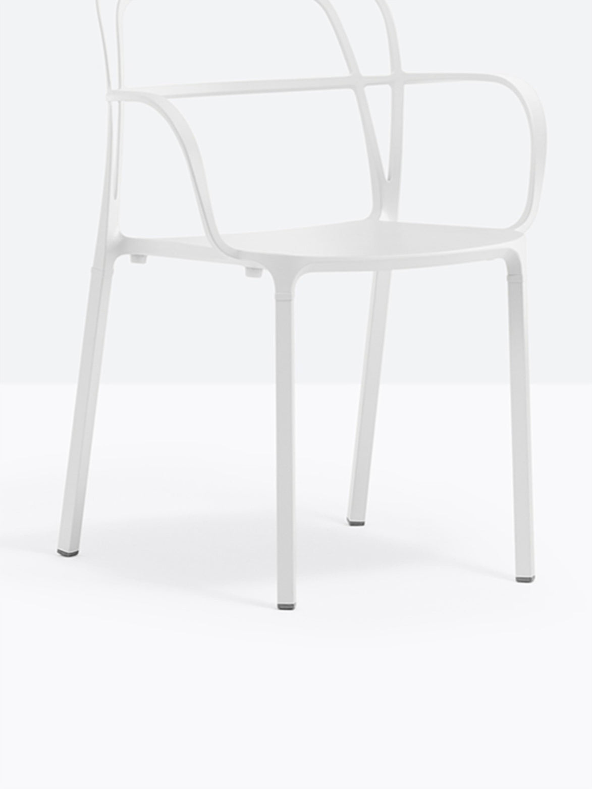 Fauteuil Intrigo blanc vue de trois quarts