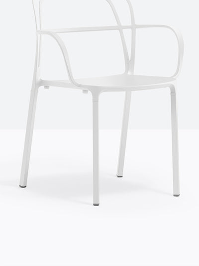 Fauteuil Intrigo blanc vue de trois quarts