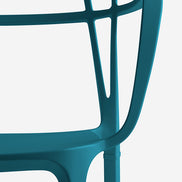 Détail de l'accoudoir du fauteuil Intrigo