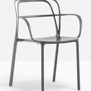 Fauteuil Intrigo gris anthracite vue de trois quarts