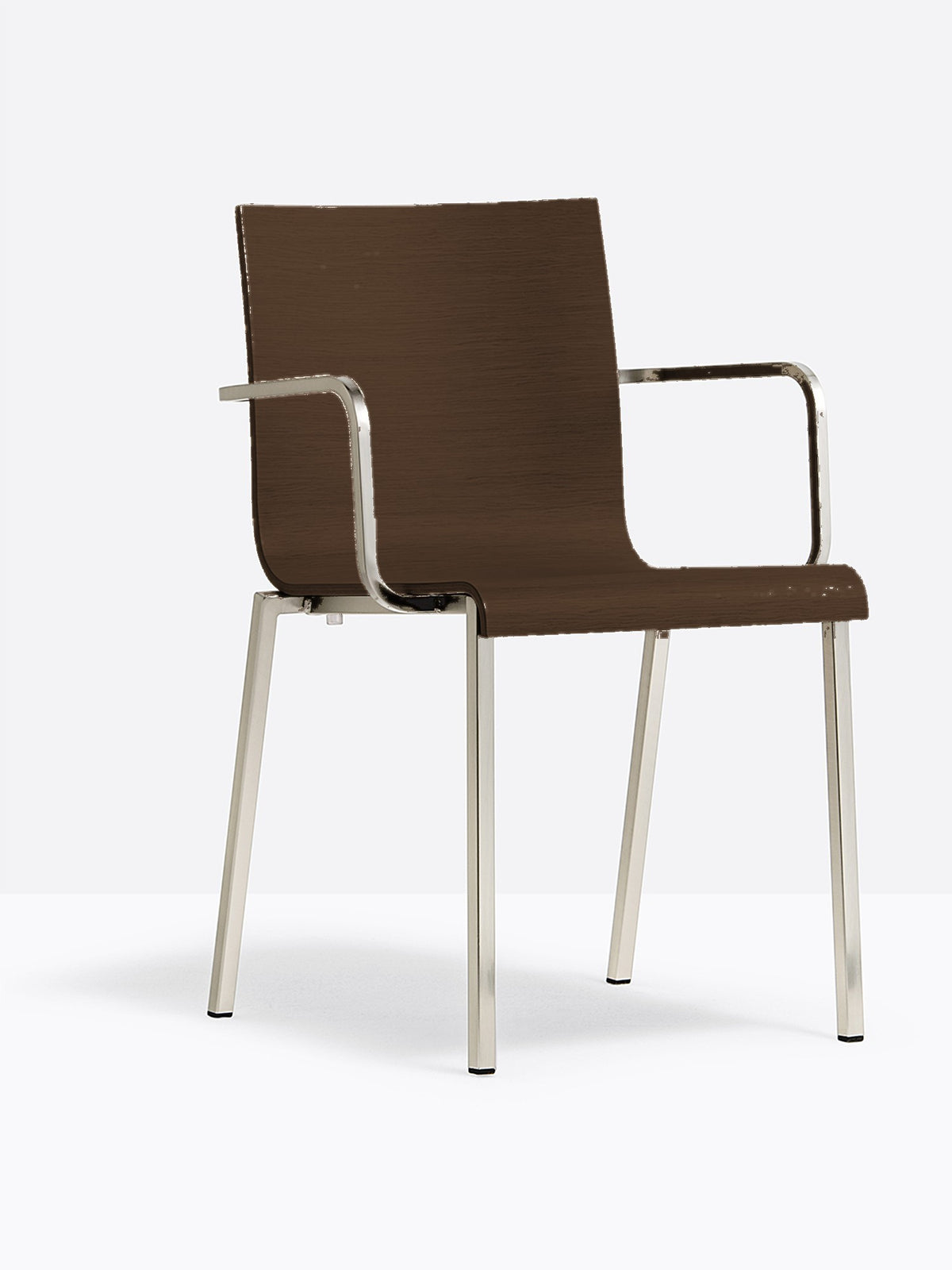 Fauteuil Kuadra XL Pedrali pieds carrés, bois wengé