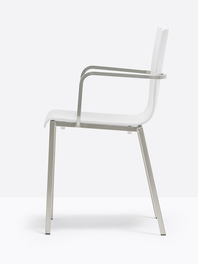 Fauteuil Kuadra XL 2402 / 2412 Pedrali, coque blanche