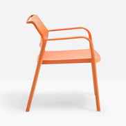 Fauteuil lounge Ara Pedrali orange vue de profil