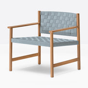 Fauteuil lounge Griante bleu ciel vue de trois quarts
