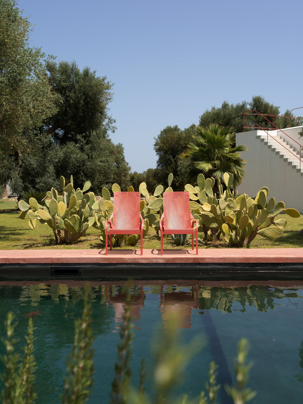 Fauteuil lounge Net Nardi – mise en situation CHR