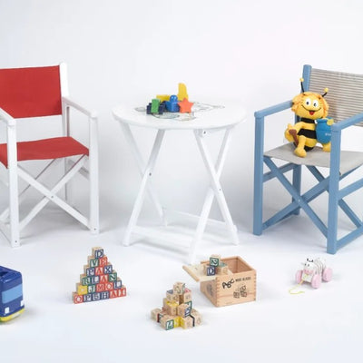 Coin enfants : fauteuils Hollywood et table pliante