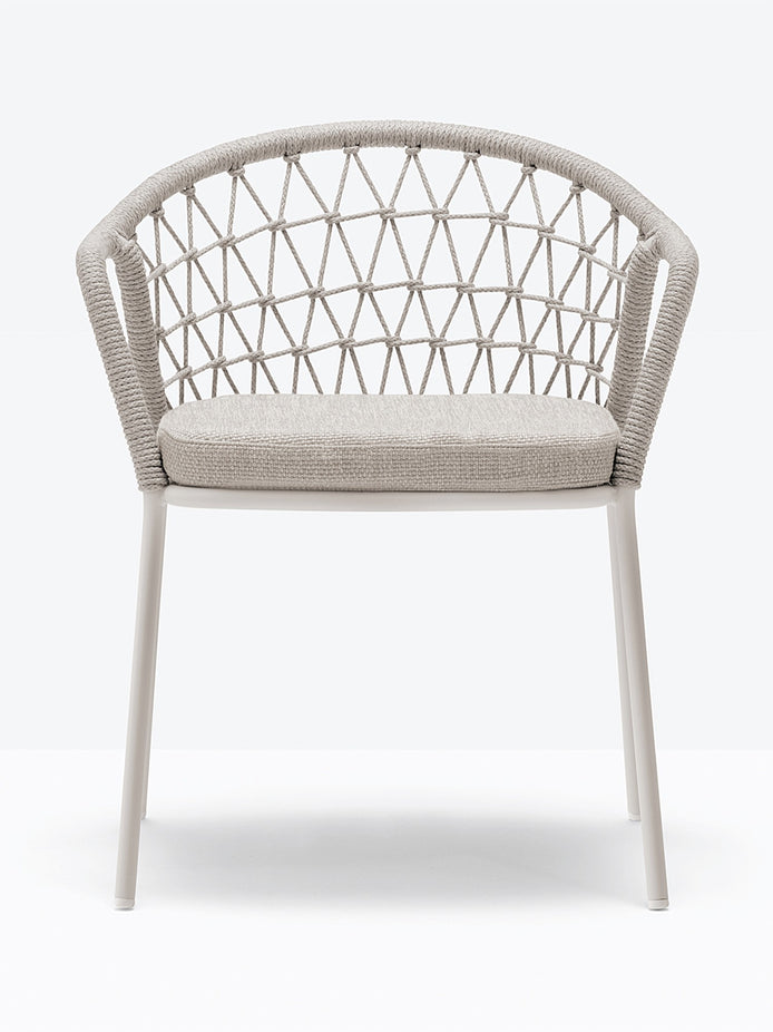 Fauteuil de terrasse Panarea Pedrali beige, coussin gris clair