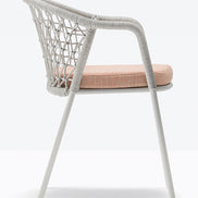 Fauteuil Panarea beige et rose vue de profil