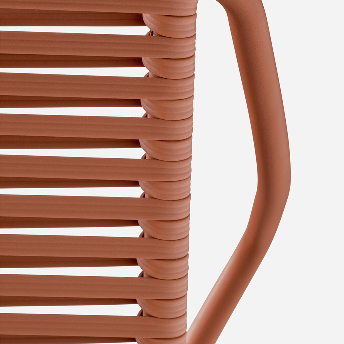 Détail du tressage PVC du fauteuil Philía