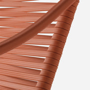 Détail de l'accoudoir du fauteuil Philía