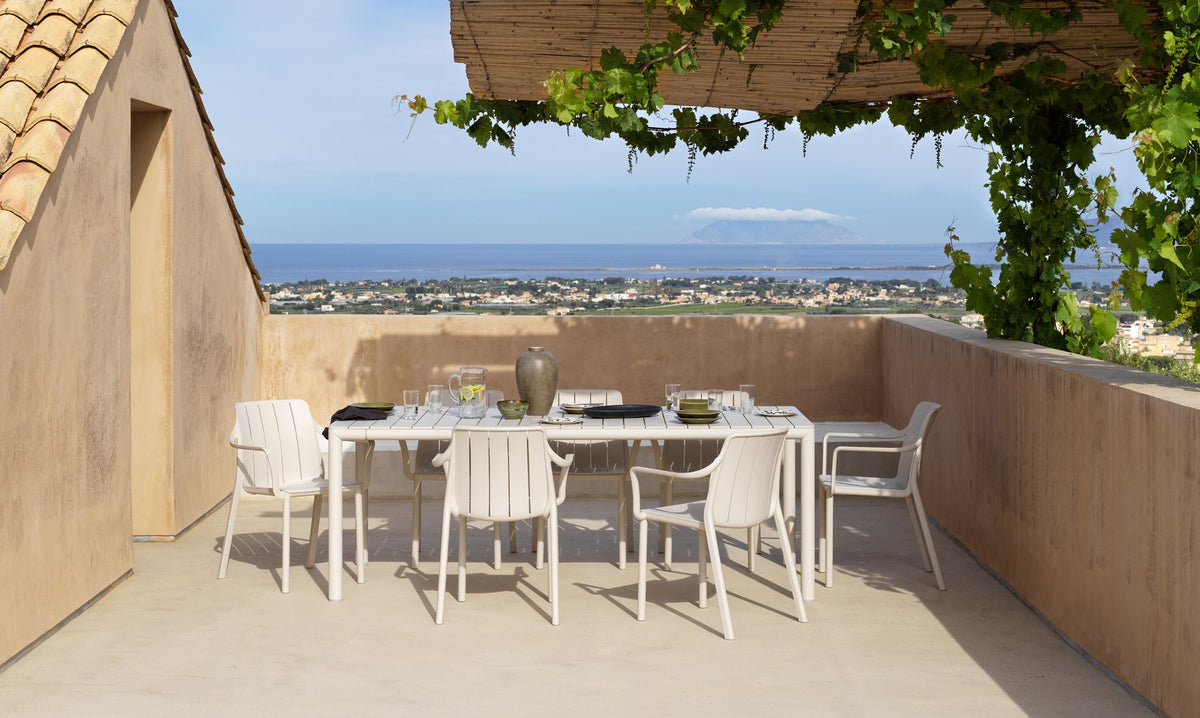 Fauteuil Tiberina Nardi – mise en scène terrasse
