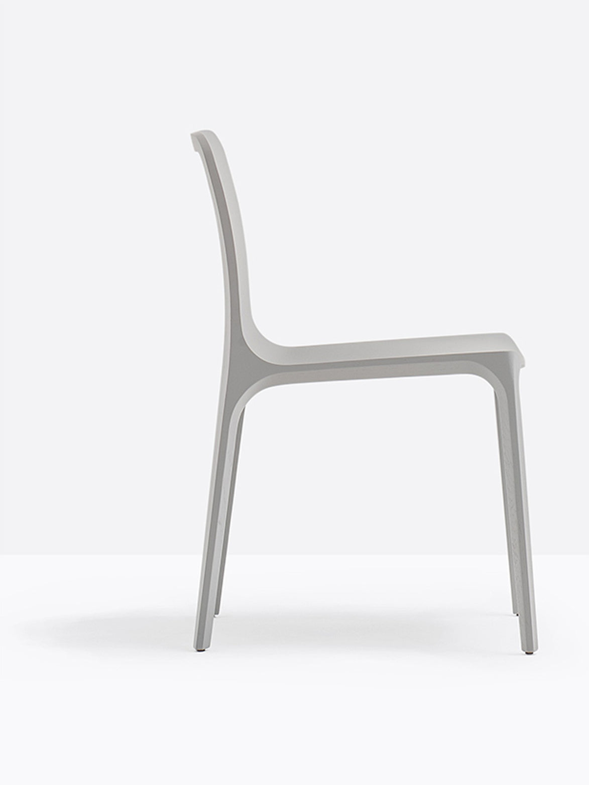 Chaise Frida 752 gris clair vue de profil