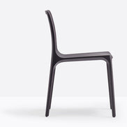 Chaise Frida 752 wengé vue de profil