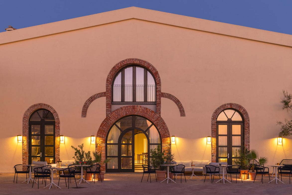 Hôtel Le Dune Piscinas équipé en mobilier Pedrali