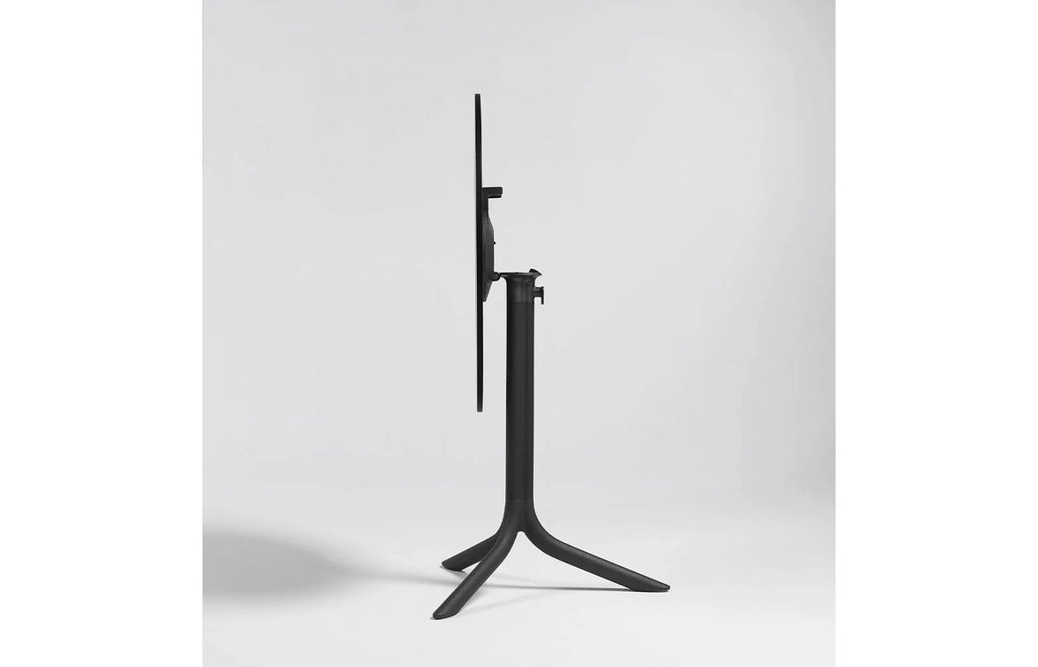 Piètement de table Flute Nardi – mise en situation