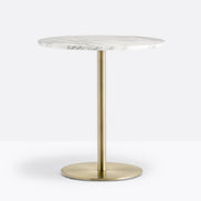 Table de bistrot avec plateau rond en marbre Bianco Carrara sur pied laiton