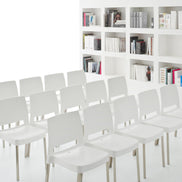 Chaises Joi 870 blanches en situation