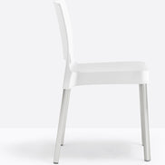 Chaise Joi 870 blanche vue de profil