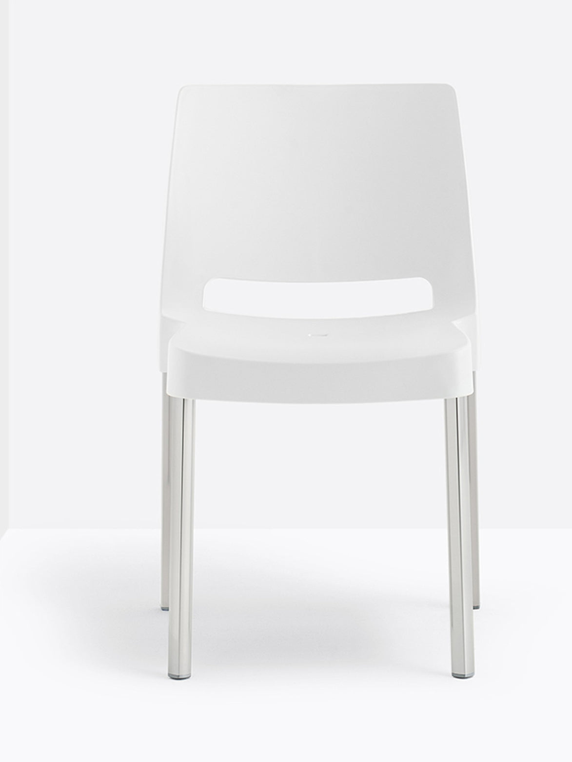 Chaise Joi 870 Pedrali blanche, pieds aluminium