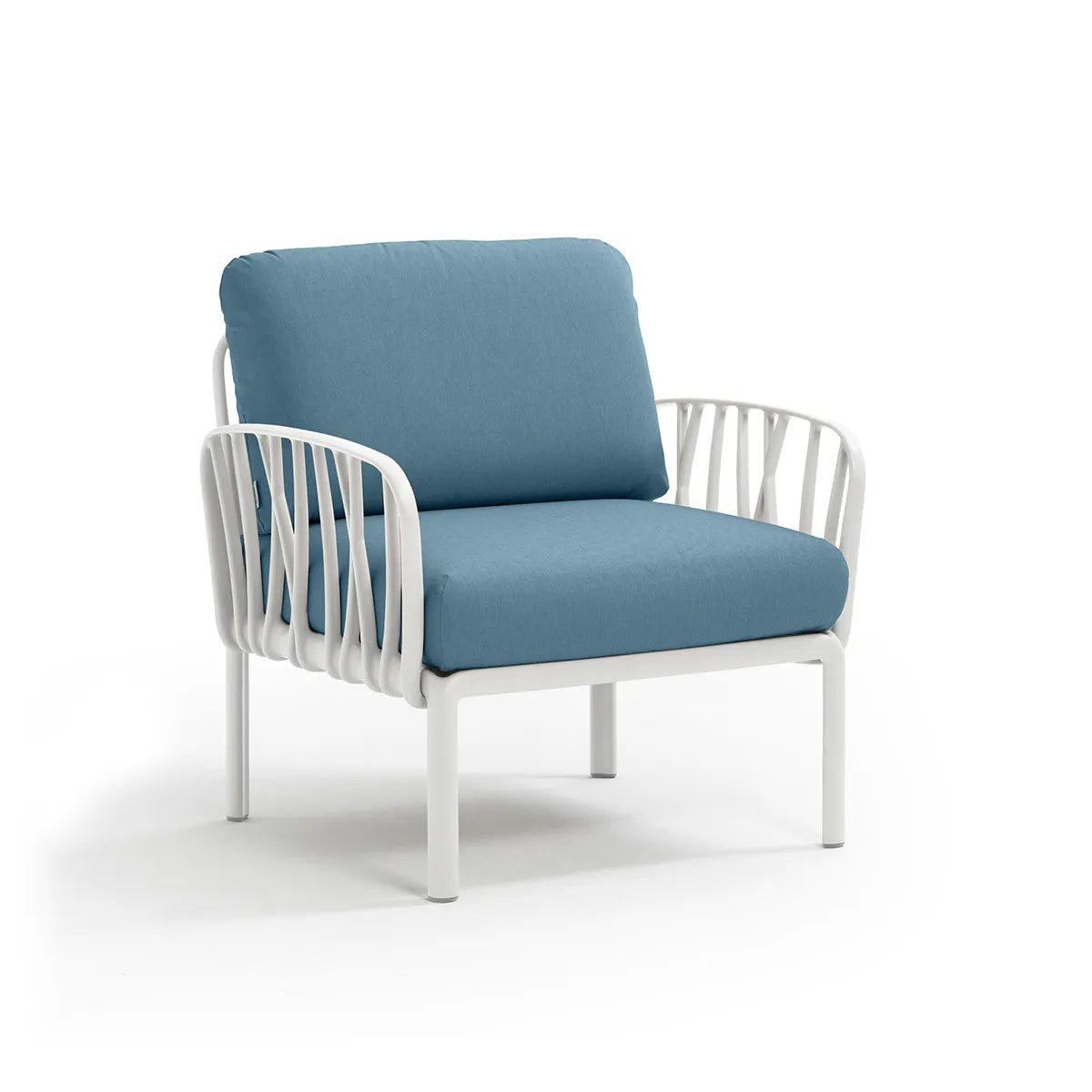 Fauteuil lounge Komodo Nardi – structure blanc, coussins Adriatic