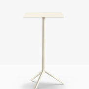 Table complète mange-debout carrée Elliot Pedrali — plateau acier et piètement de bar coloris Blanc cassé BI200
