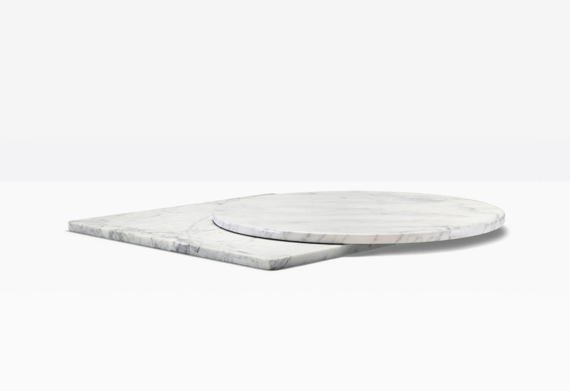 Plateaux rond et carré en marbre Bianco Carrara Pedrali