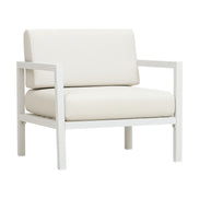 Fauteuil lounge Marine Ezpeleta, structure blanche, coussins blancs