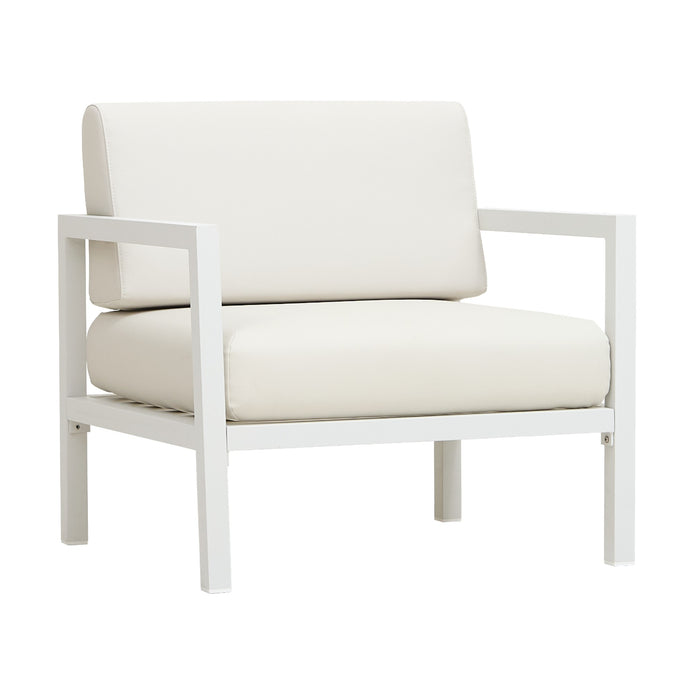 Fauteuil lounge Marine Ezpeleta, structure blanche, coussins blancs