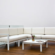 Pouf Marine Ezpeleta en situation, mobilier CHR