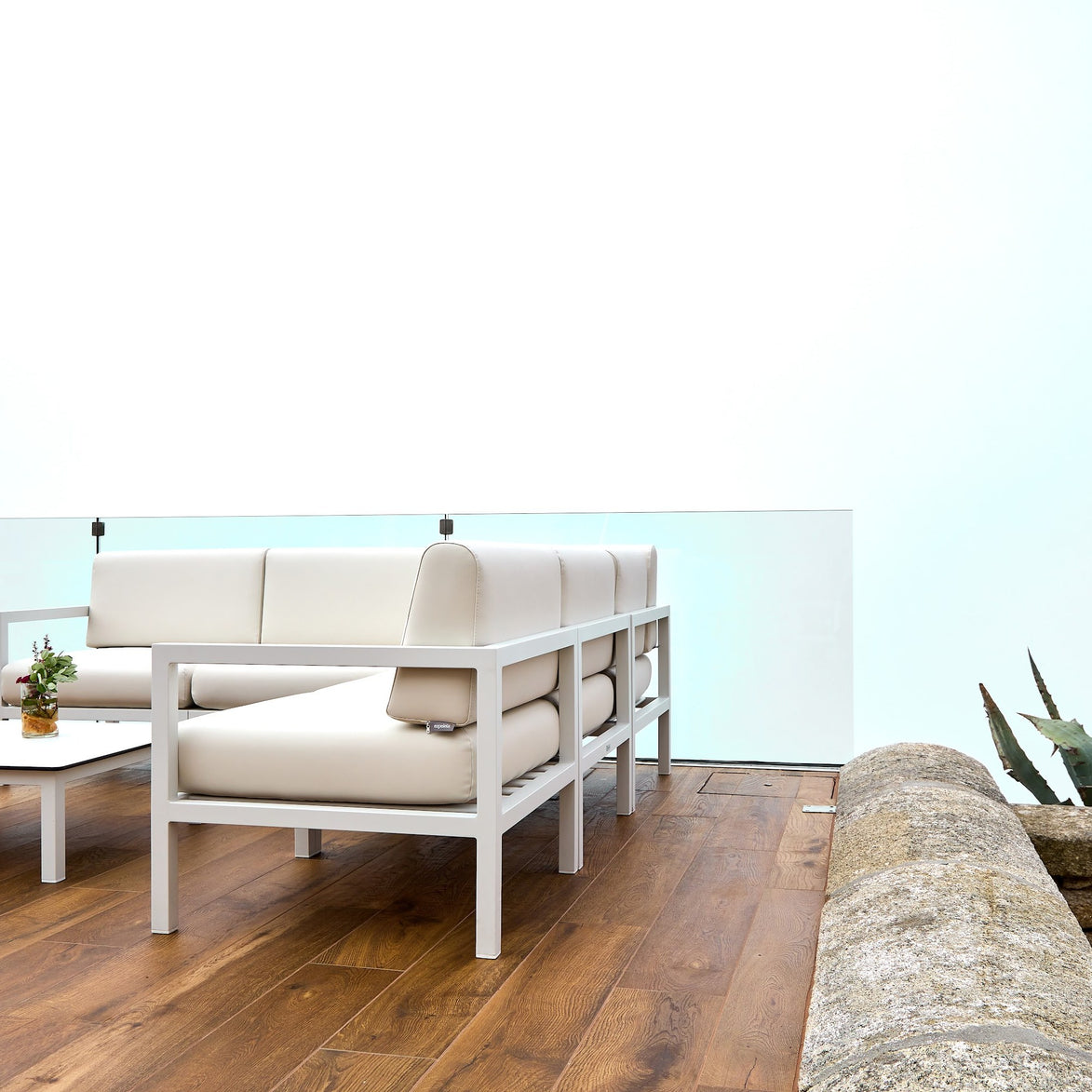 Pouf Marine Ezpeleta en situation, mobilier CHR