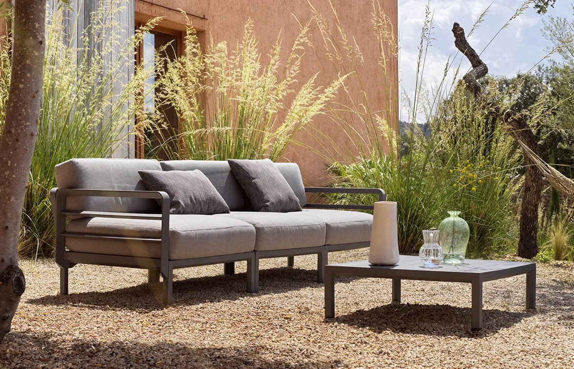 Canapé méridienne Maximo 4 Nardi – mise en scène terrasse