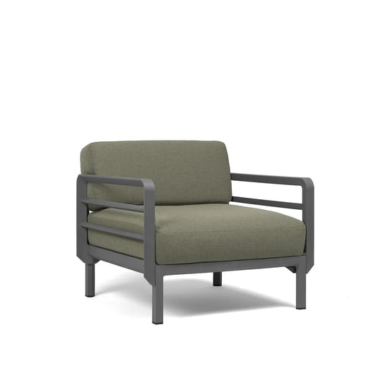 Fauteuil lounge Maximo Nardi – structure basalte, coussins Timo