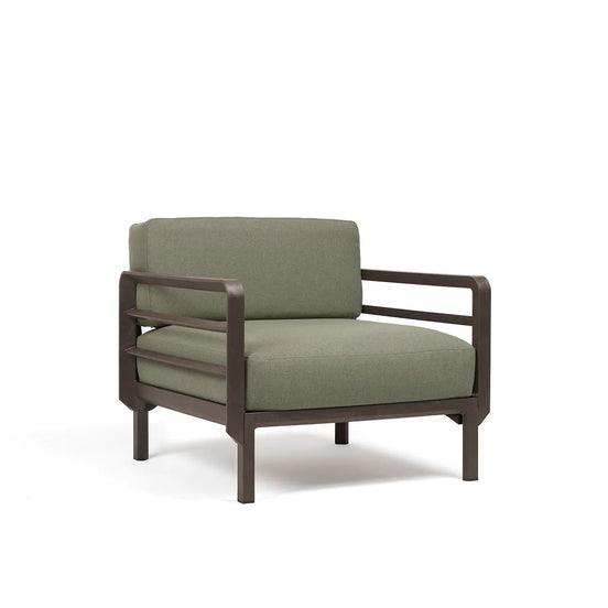 Fauteuil lounge Maximo Nardi – structure terre sombre, coussins Timo