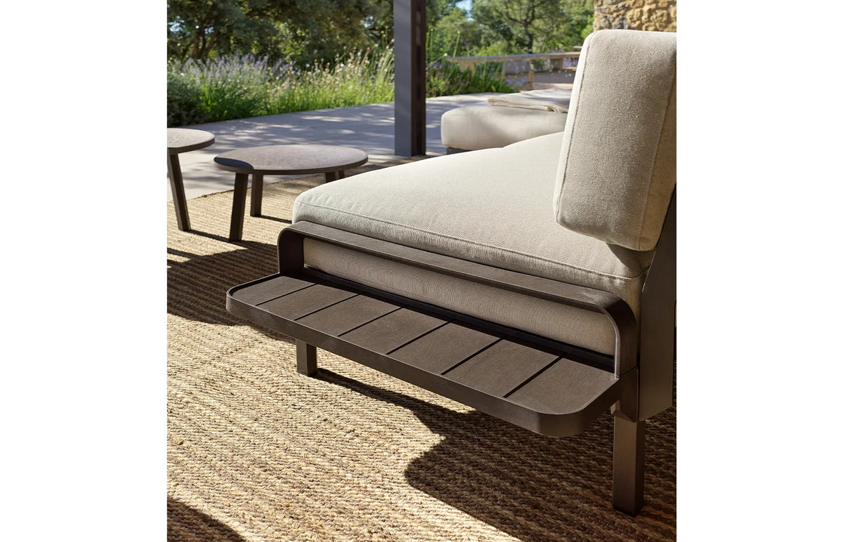 Tablette porte-objets Maximo Nardi – mise en scène terrasse