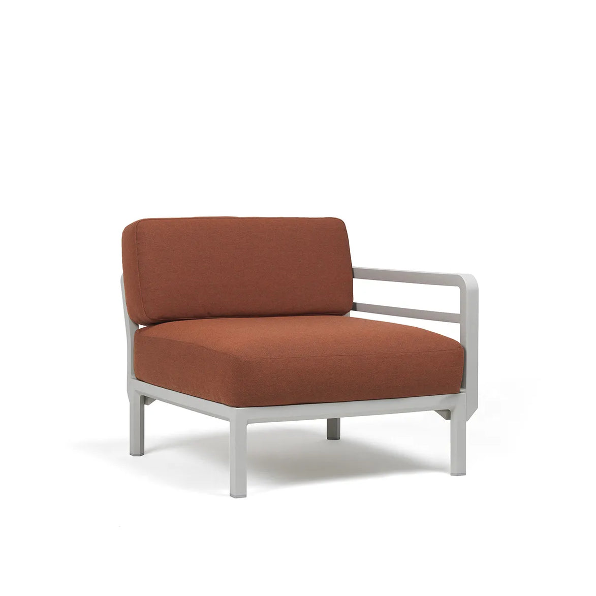 Élément d'extrémité Maximo Nardi – structure blanc gesso, coussins Cannella