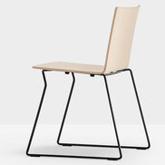 Chaise Osaka Metal 5714 frêne vue de trois quarts