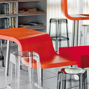 Gamme Rubik Pedrali en situation, mobilier CHR
