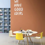Gamme Tweet Pedrali en situation, mobilier CHR