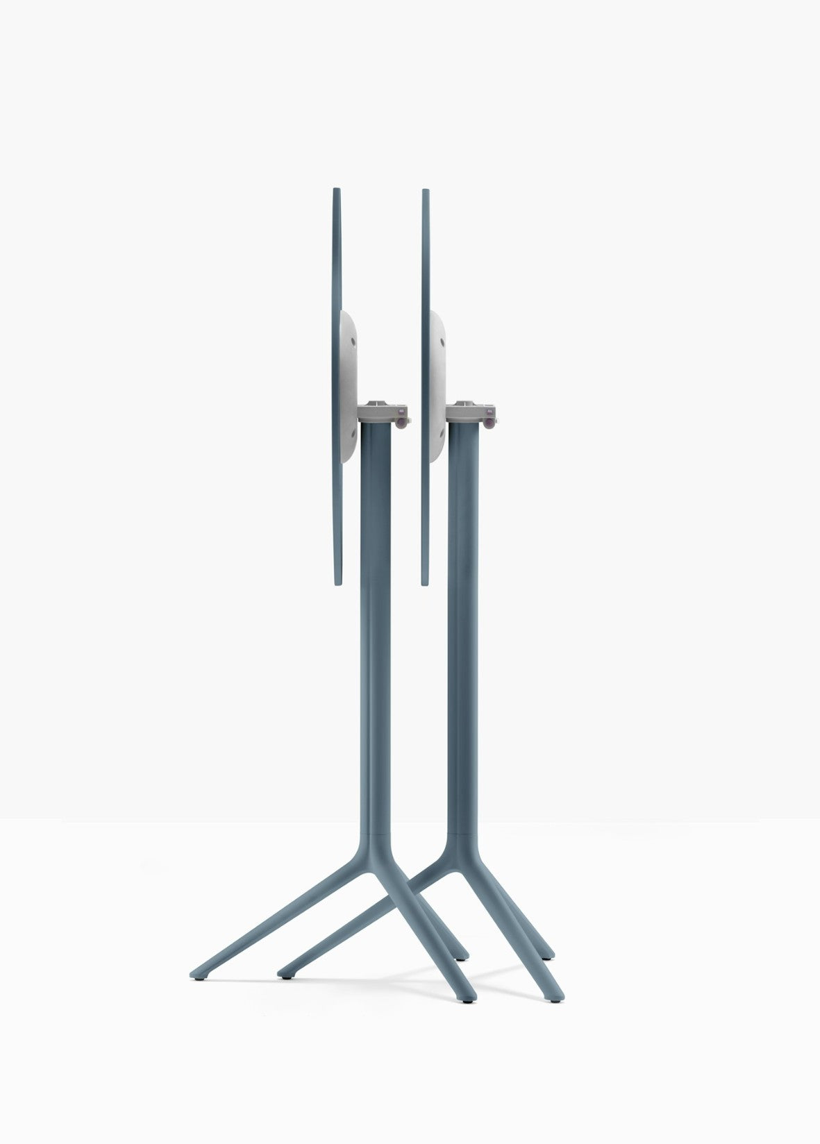 Piètement de bar Elliot rabattable 5474T Pedrali replié — coloris Bleu ardoise BL600