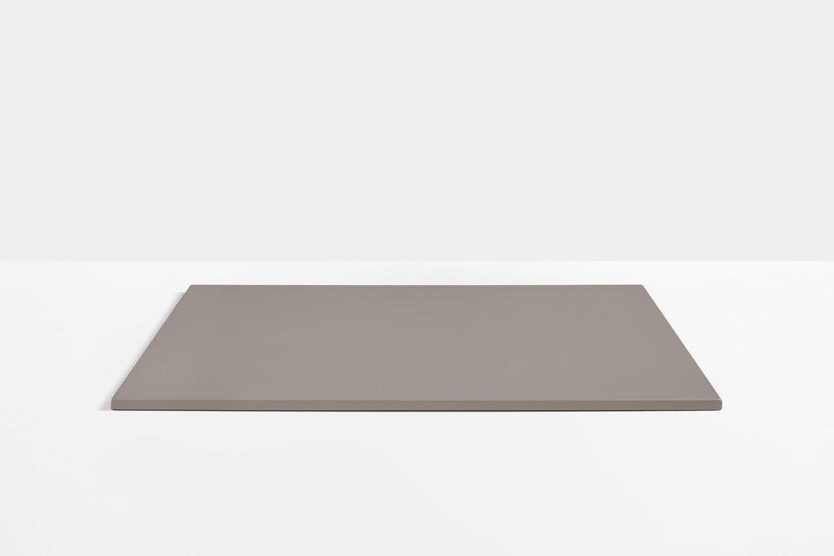 Plateau de table carré en acier Pedrali — coloris Taupe BE200E