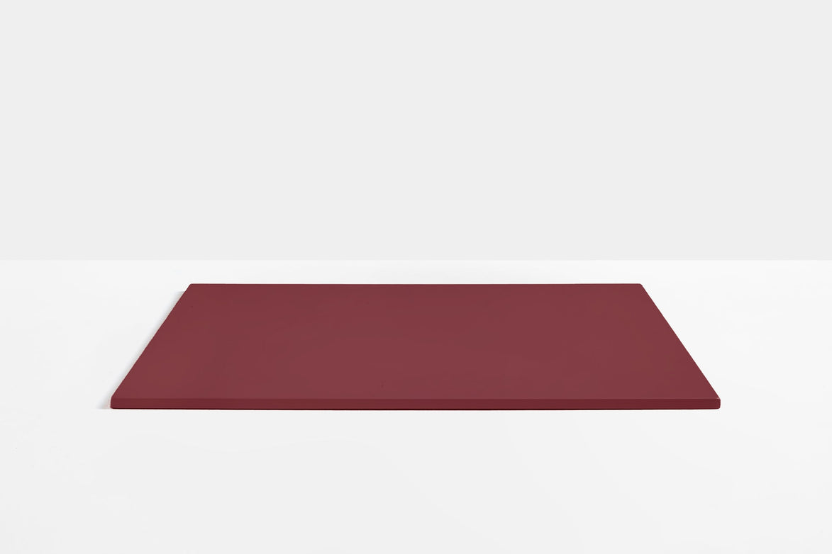 Plateau de table carré en acier Pedrali — coloris Bordeaux RO300E