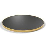 Plateau cerclage laiton Riviera rond 27 mm — décor Noir, cerclage laiton lisse