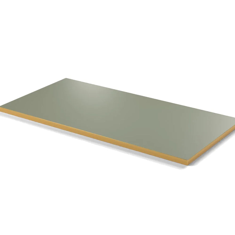 Plateau stratifié Brasserie rectangulaire 28 mm — décor Agave, chant PVC effet laiton