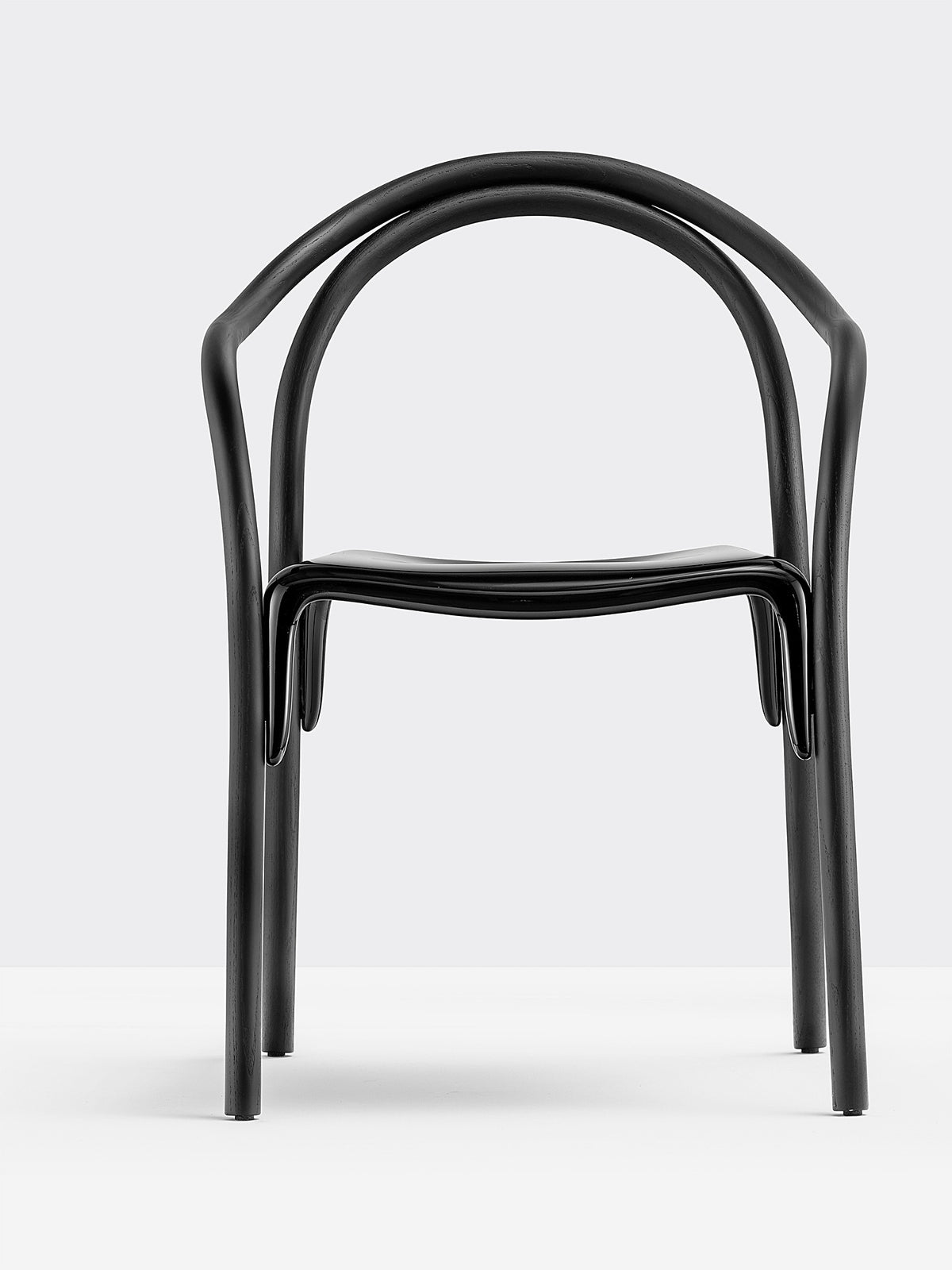 Fauteuil Soul 3745 noir vue de trois quarts