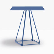 Table complète carrée Lunar Pedrali — plateau acier et piètement fil d'acier coloris Bleu BL300