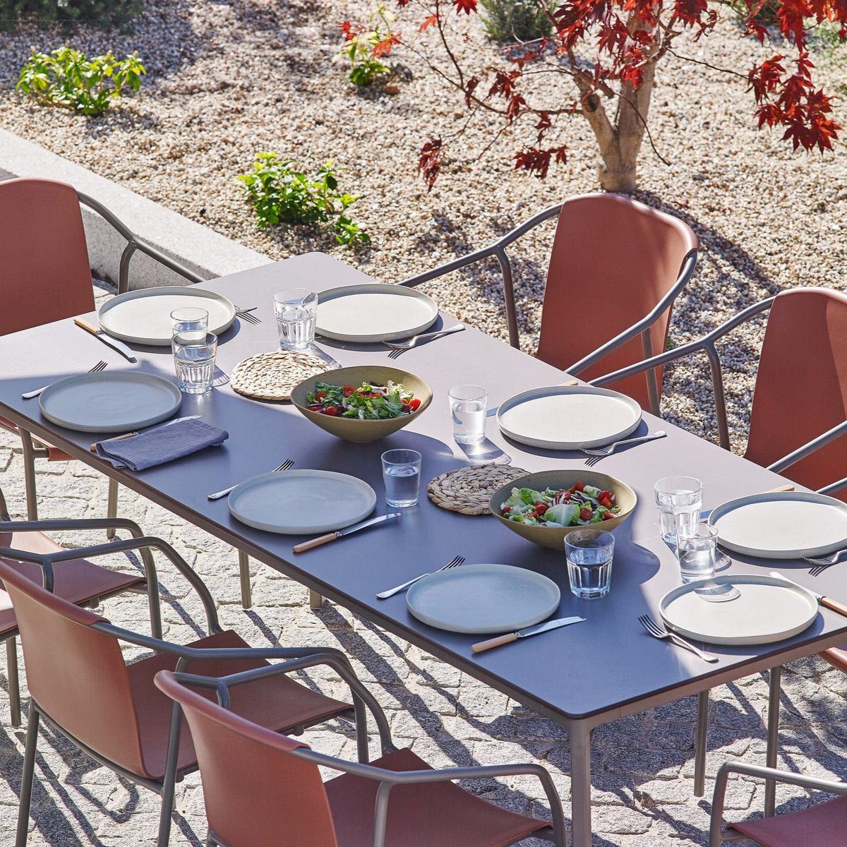 Table Meet Ezpeleta en terrasse, mobilier CHR