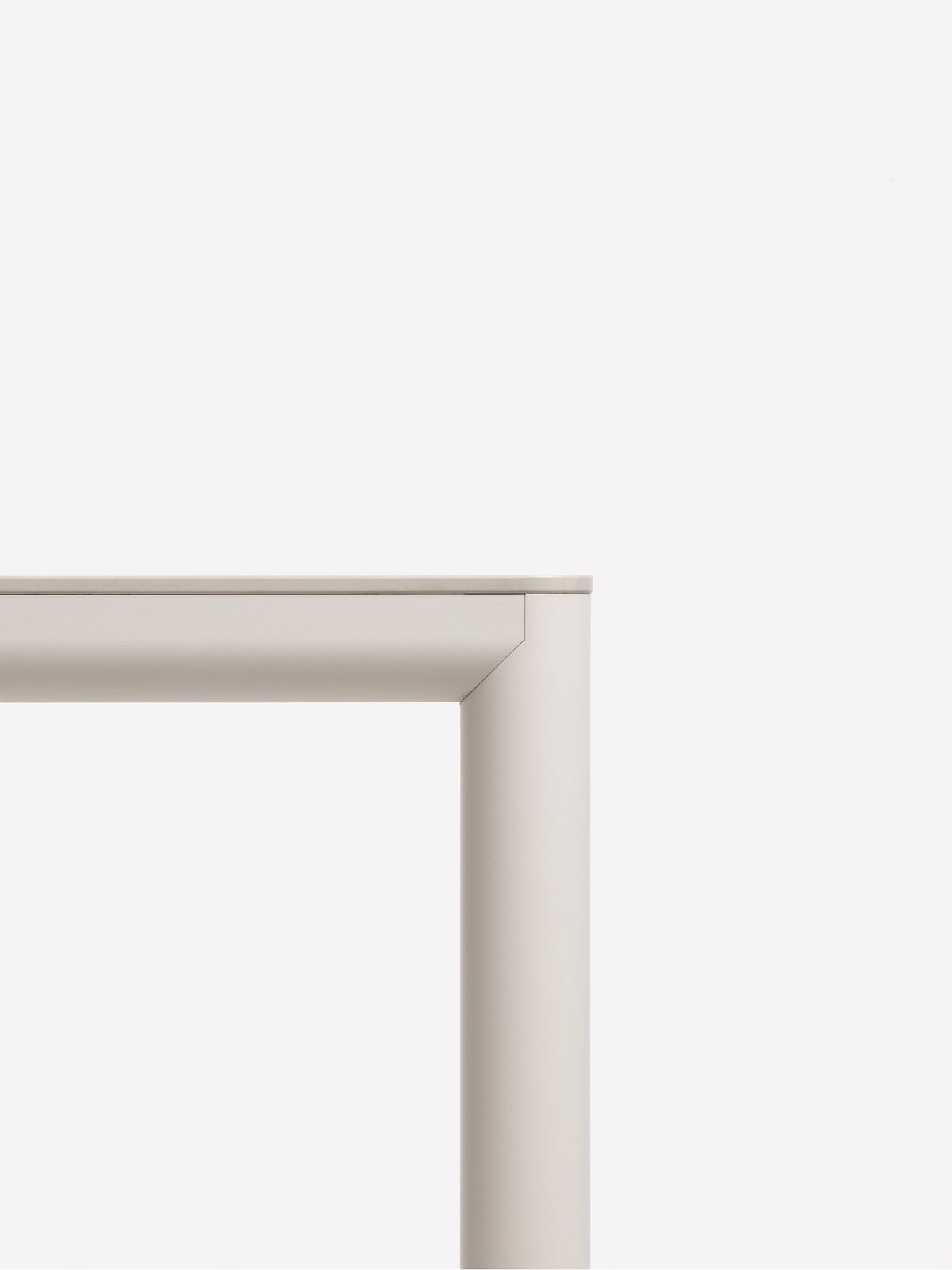 Table Piave Nardi – mise en scène terrasse
