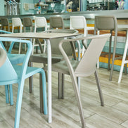 Table Rodas Ezpeleta en terrasse, mobilier CHR